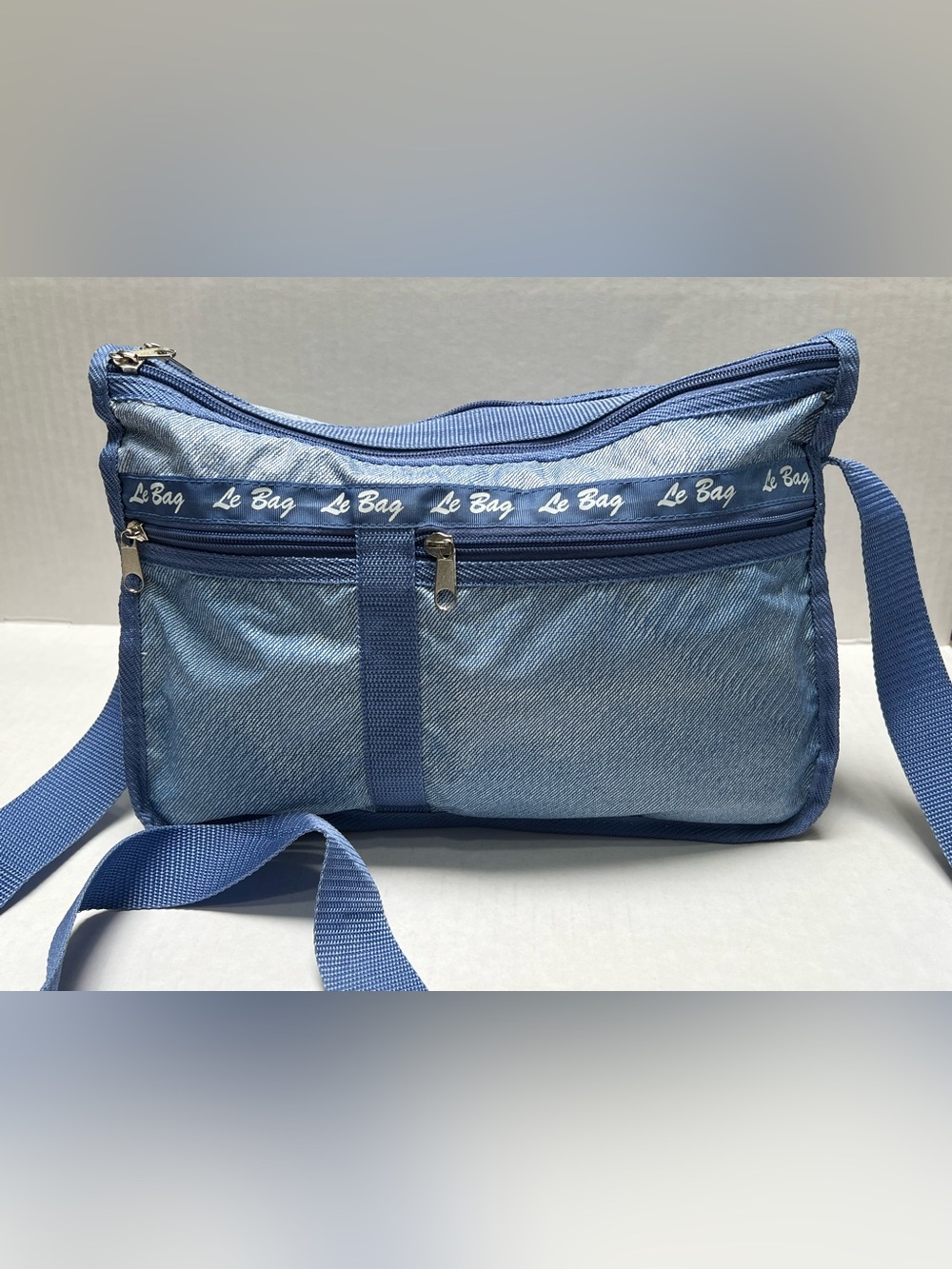 Le Bag Blue‎ Fabric Double Zipper Front Top Plastic Lined Adjustable Dipper Bag